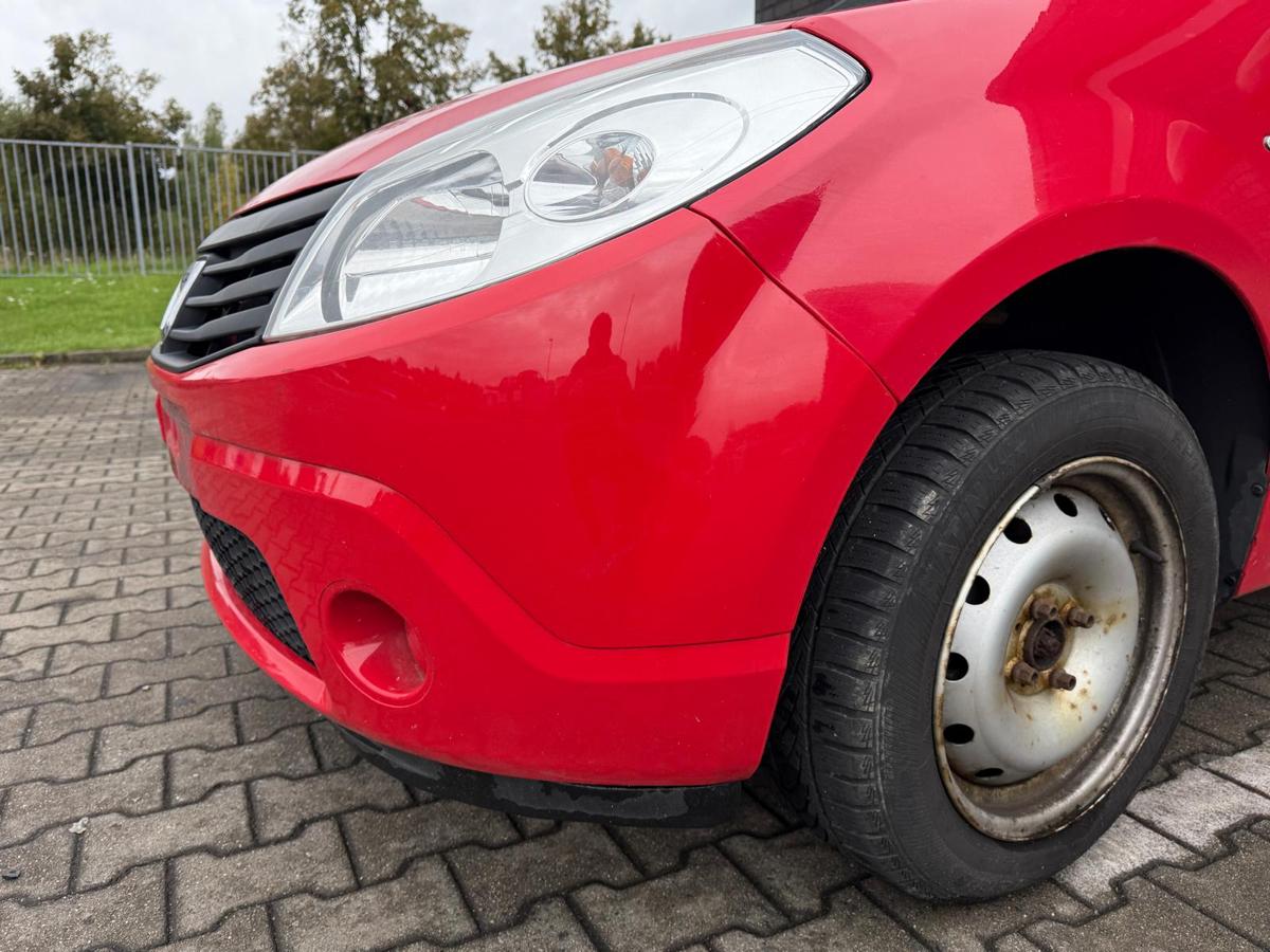 Dacia Sandero SD original Stoßstange Stoßfänger vorne OV21D Red Passion BJ09